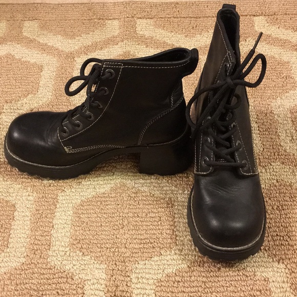 skechers combat boots